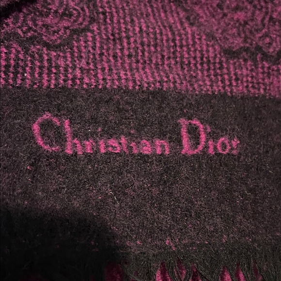 Christian Dior Deep Purple Wool Scarf - Picture 2 of 5